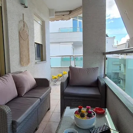 Mimosa Oasis Apartament *